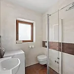 فيلة Casa Dika