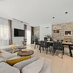 Casa Dika فيلة